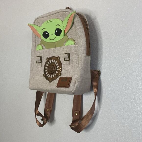 Loungefly x Star Wars Women’s Backpack NWOT - Picture 2 of 6